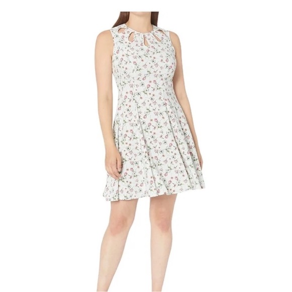 •Gabby Skye• Floral Sleeveless A-Line Dress - Size 12 - Picture 4 of 10